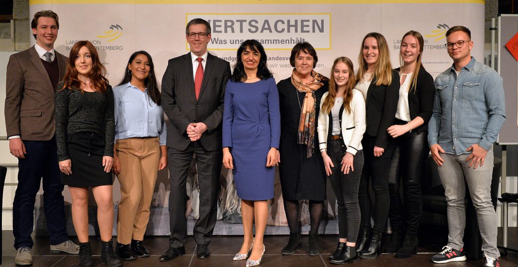 Wertsachen - Artikel 20GG als Aufforderung zur Wachsamkeit