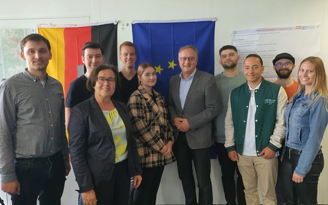 Podiumsdiskussion über den Ukrainekrieg mit MdL Andreas Stoch